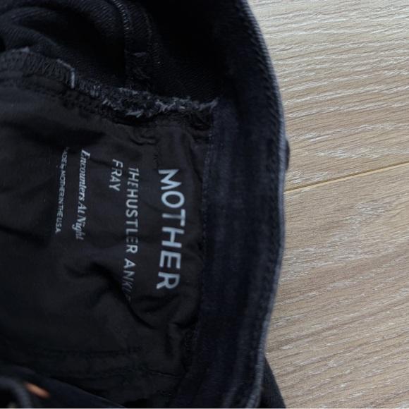MOTHER Women’s The Hustler Ankle Fray Black Encounters at Midnight Sz 27 EUC - Picture 11 of 15